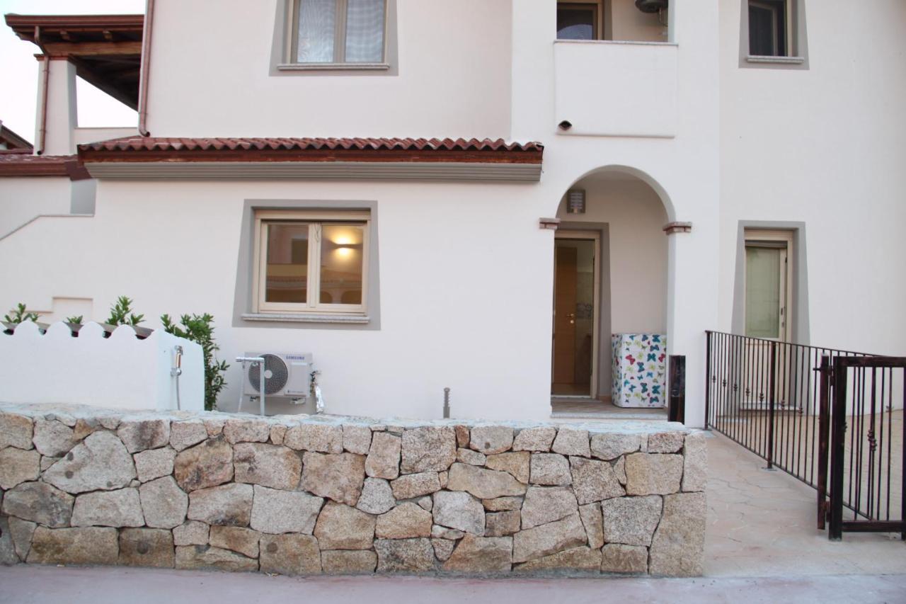 Mediterranean Sea Shell Pool House บูโดนี ภายนอก รูปภาพ